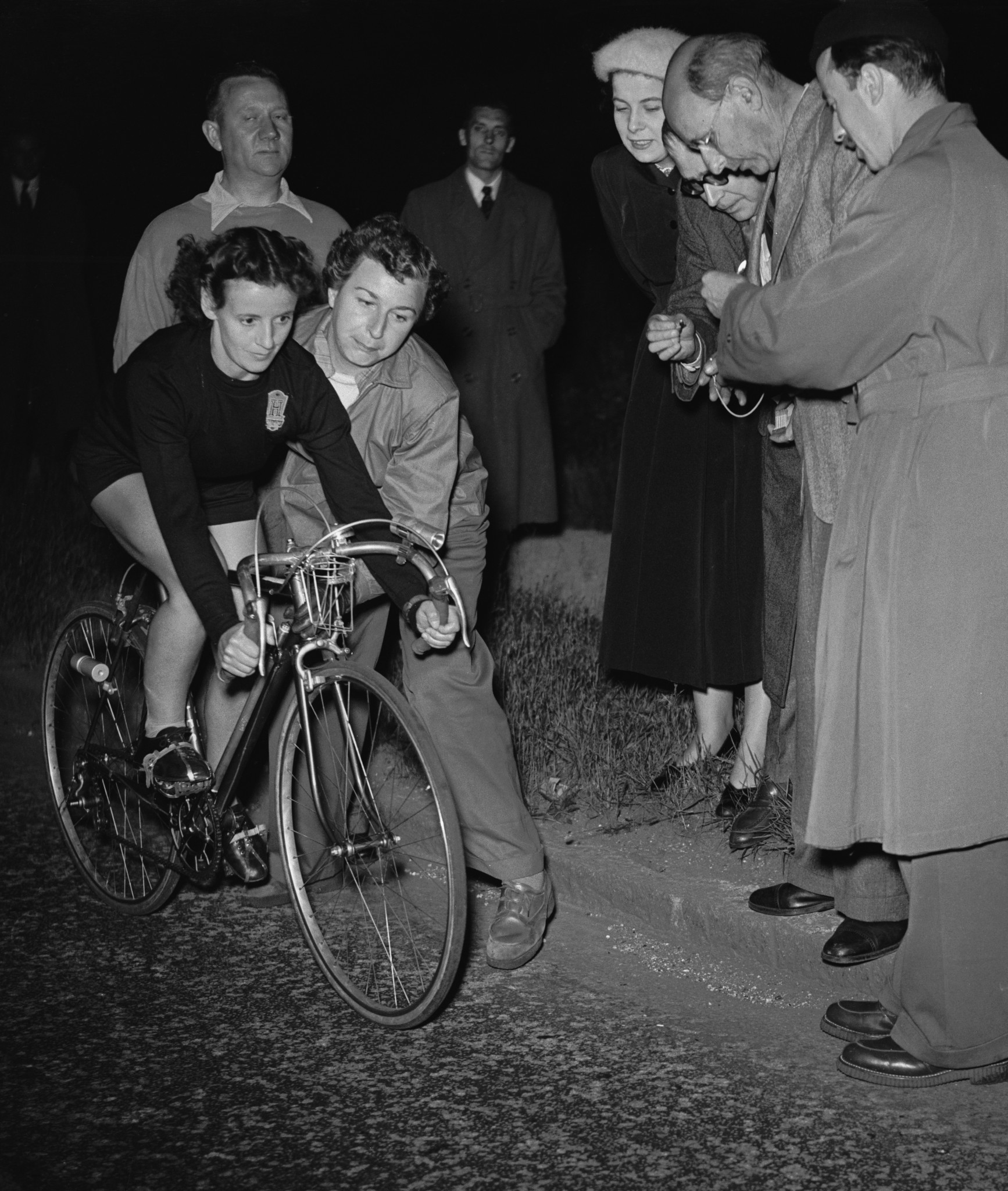 Britain's record-breaking cyclist Eileen Sheridan has died at the age of 99 ©Getty Images