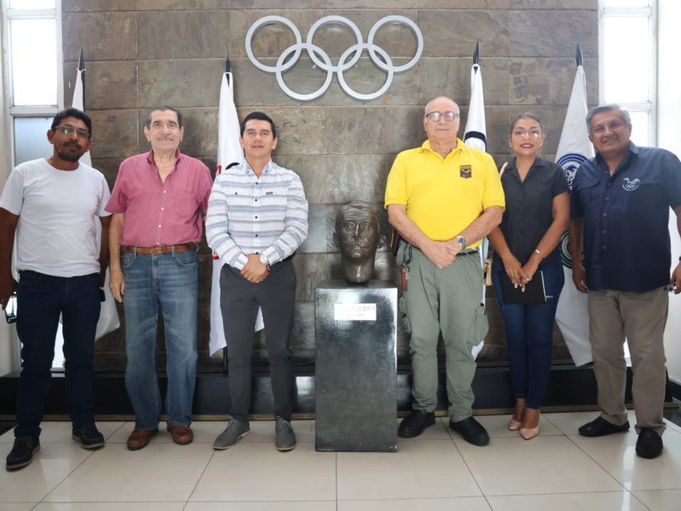 Ecuadorian Olympic Committee President welcomes National Federations before three-city tour