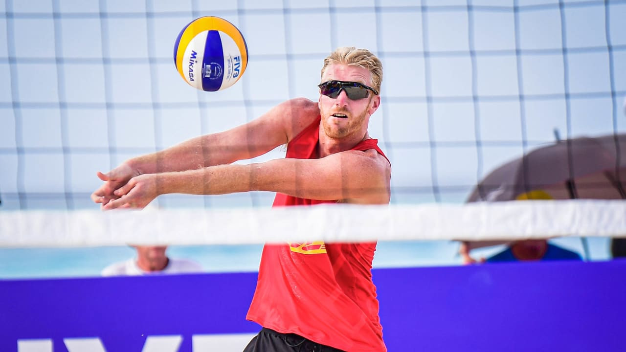 Chase Budinger pursued a career in beach volleyball after retiring from basketball ©Volleyball World