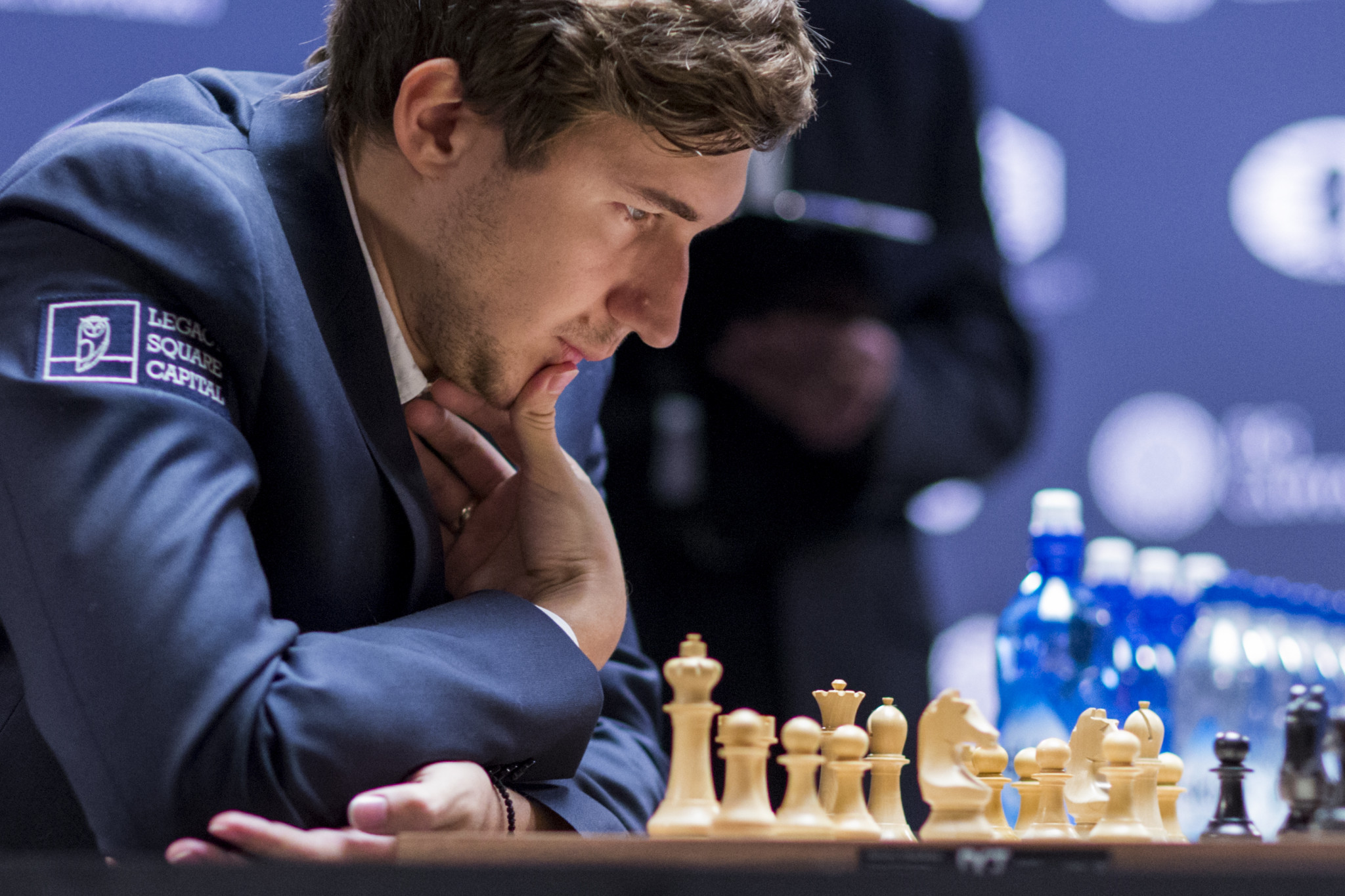 Russian players have been able to play at individual chess events under the FIDE flag, but Sergey Karjakin was banned for six months for pro-war statements ©Getty Images