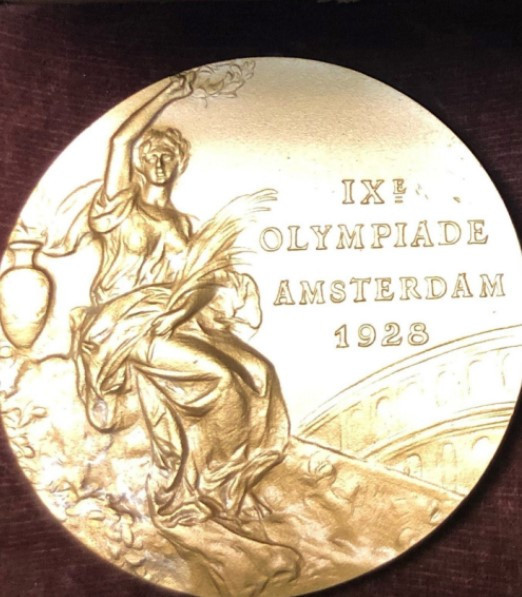 The two gold medals won at the 1928 Amsterdam Olympics by Canadian sprinter Percy Williams, unrecovered since being stolen in 1980 while on display, have been replicated and replaced by the International Olympic Committee ©Canadian Olympic Committee