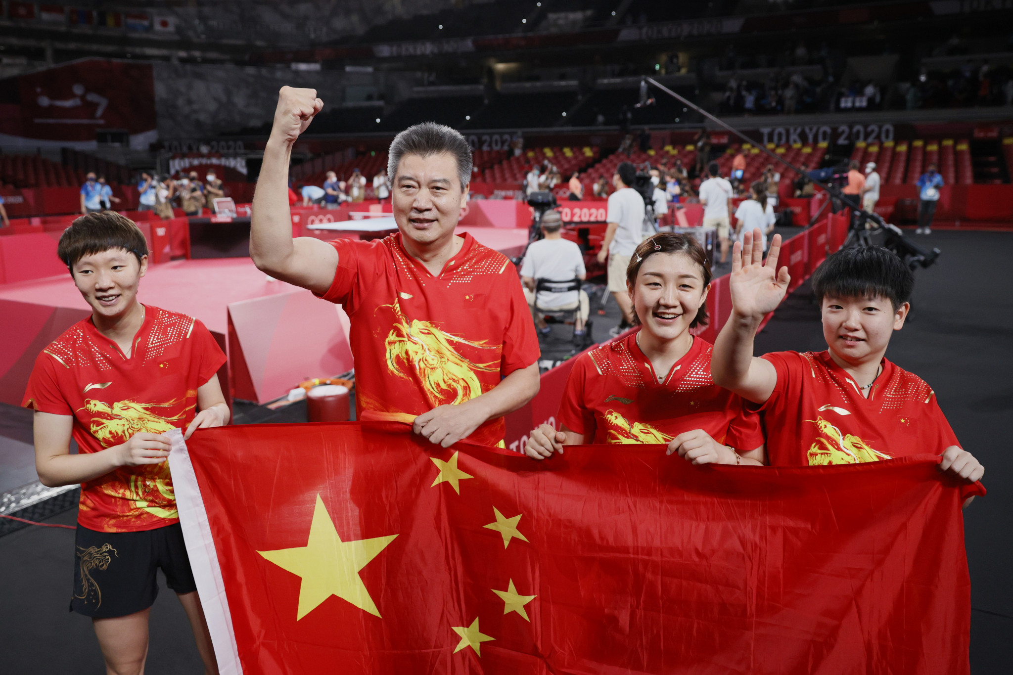 Li Sun, second left, has been appointed as head coach for the Chinese table tennis team for Paris 2024 ©Getty Images