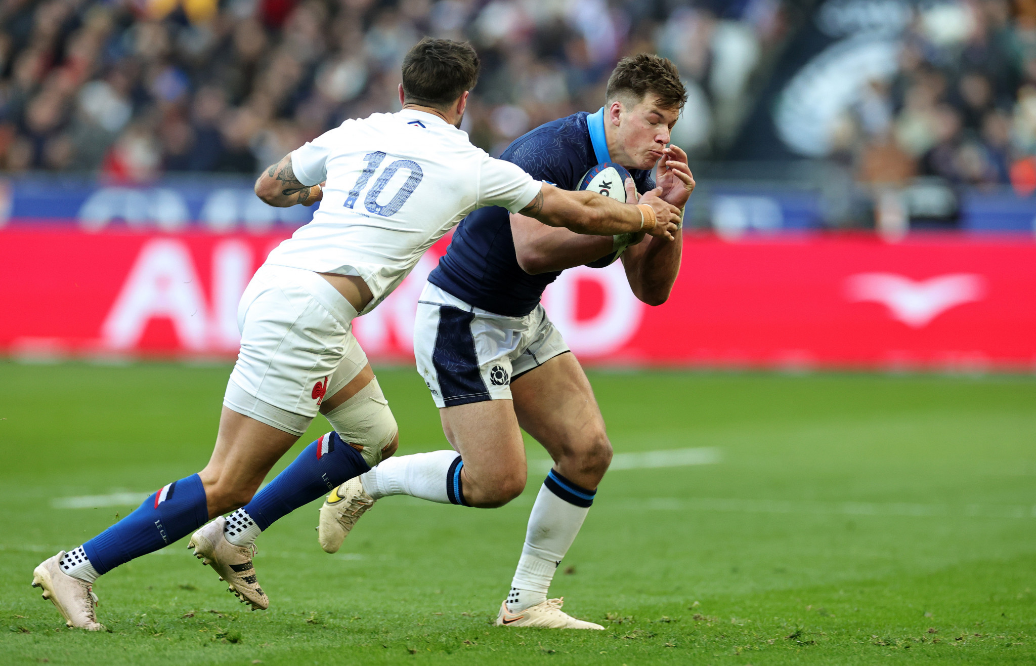 Rugby union has undergone many rule changes over the years - could switching to 14 players per side be another that would benefit the game? ©Getty Images