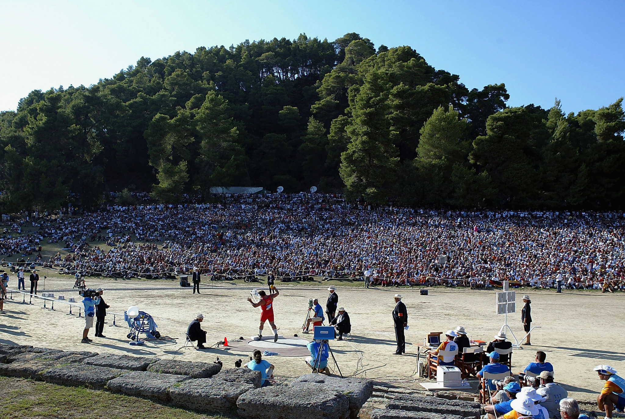 Athens 2004 Olympic organisers staged the shot put in Olympia where the Games of antiquity had taken place ©Getty Images