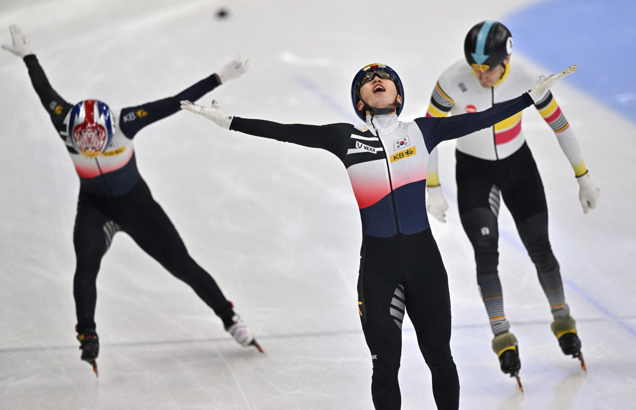 Park Ji-won won men's 1,000m gold for hosts South Korea on the final day of the World Championships ©Getty Images