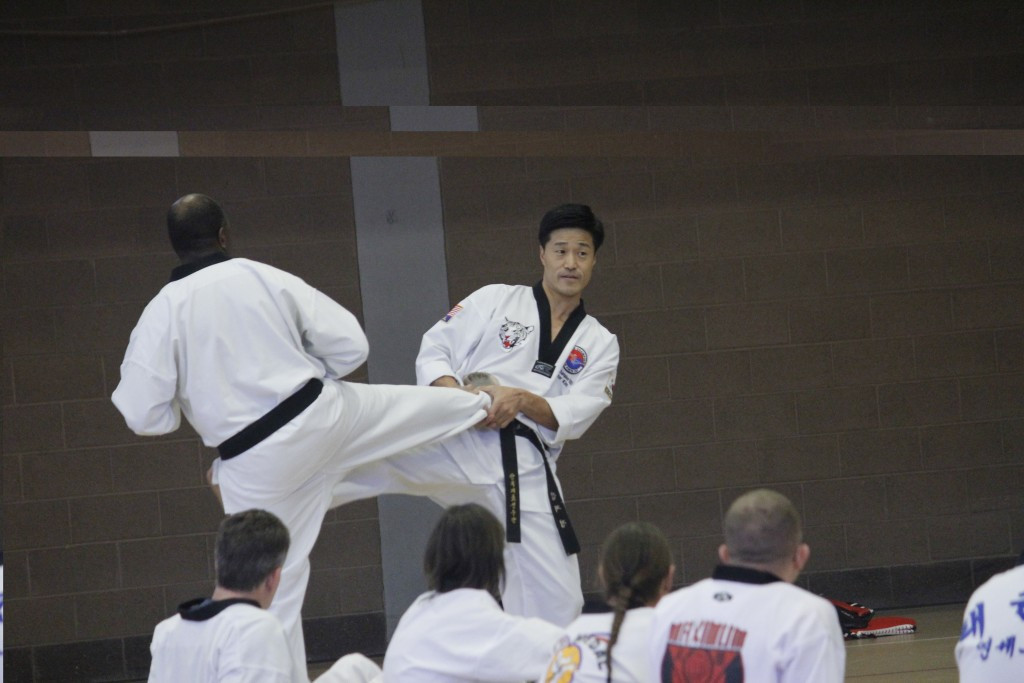 The first edition of the conference was attended by former world champion Je Gyeong Kim who held a practice event