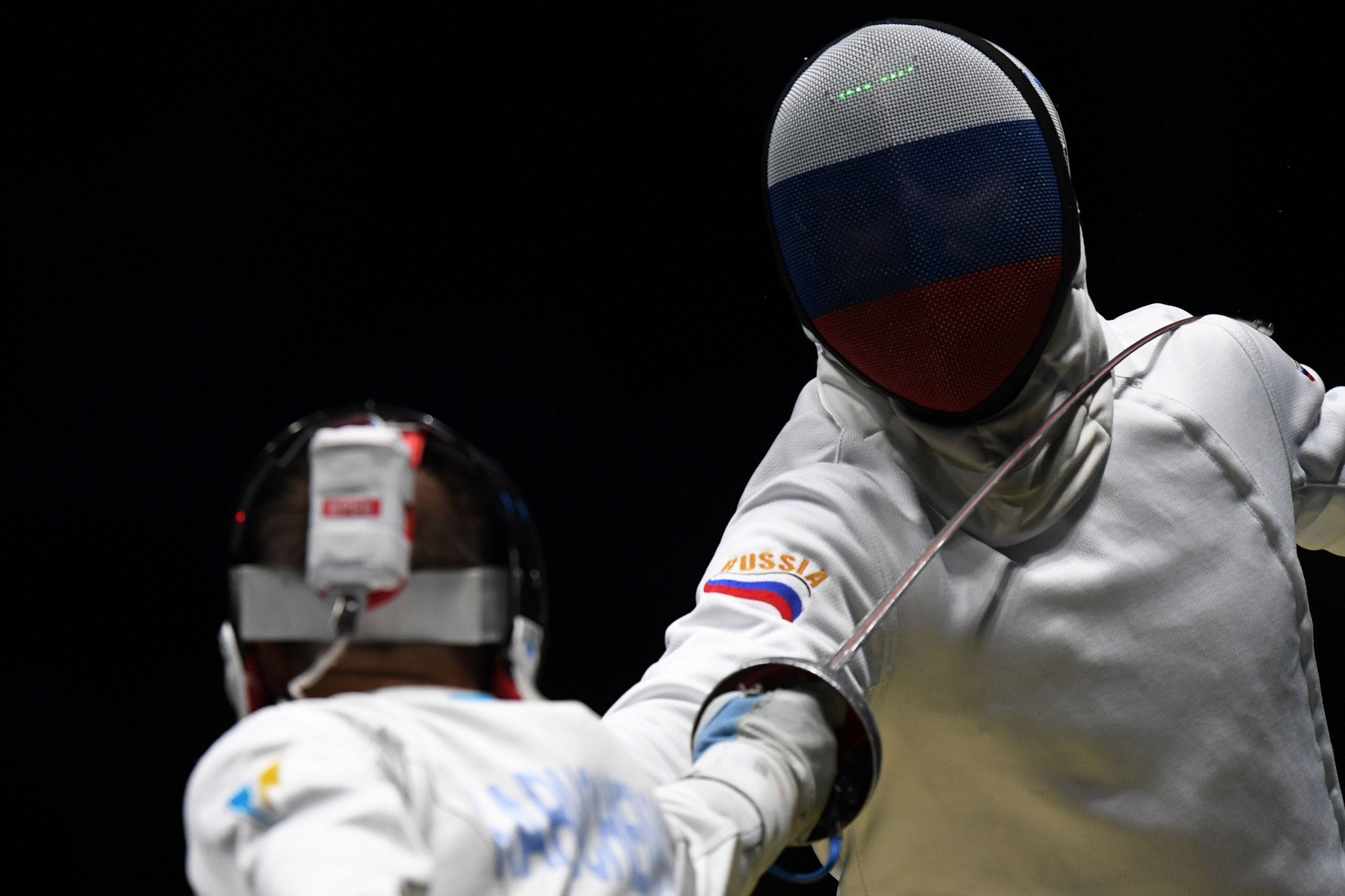 Russian and Belarusian fencers are set to return to FIE events from mid-April, but travel restrictions remain in several European countries ©Getty Images