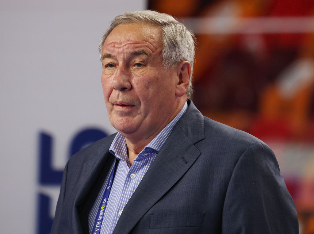 Russian Tennis Federation President and IOC member Shamil Tarpischev criticised the decision to warn  ©Getty Images