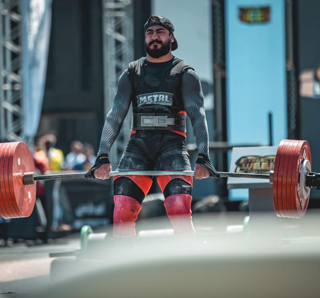 Dead lifts were part of the competition ©BOC
