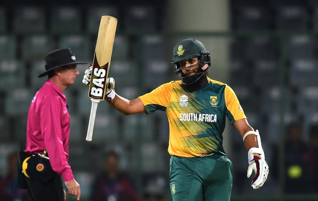 Hashim Amla struck an unbeaten 56 as South Africa beat Sri Lanka by eight wickets ©Getty Images