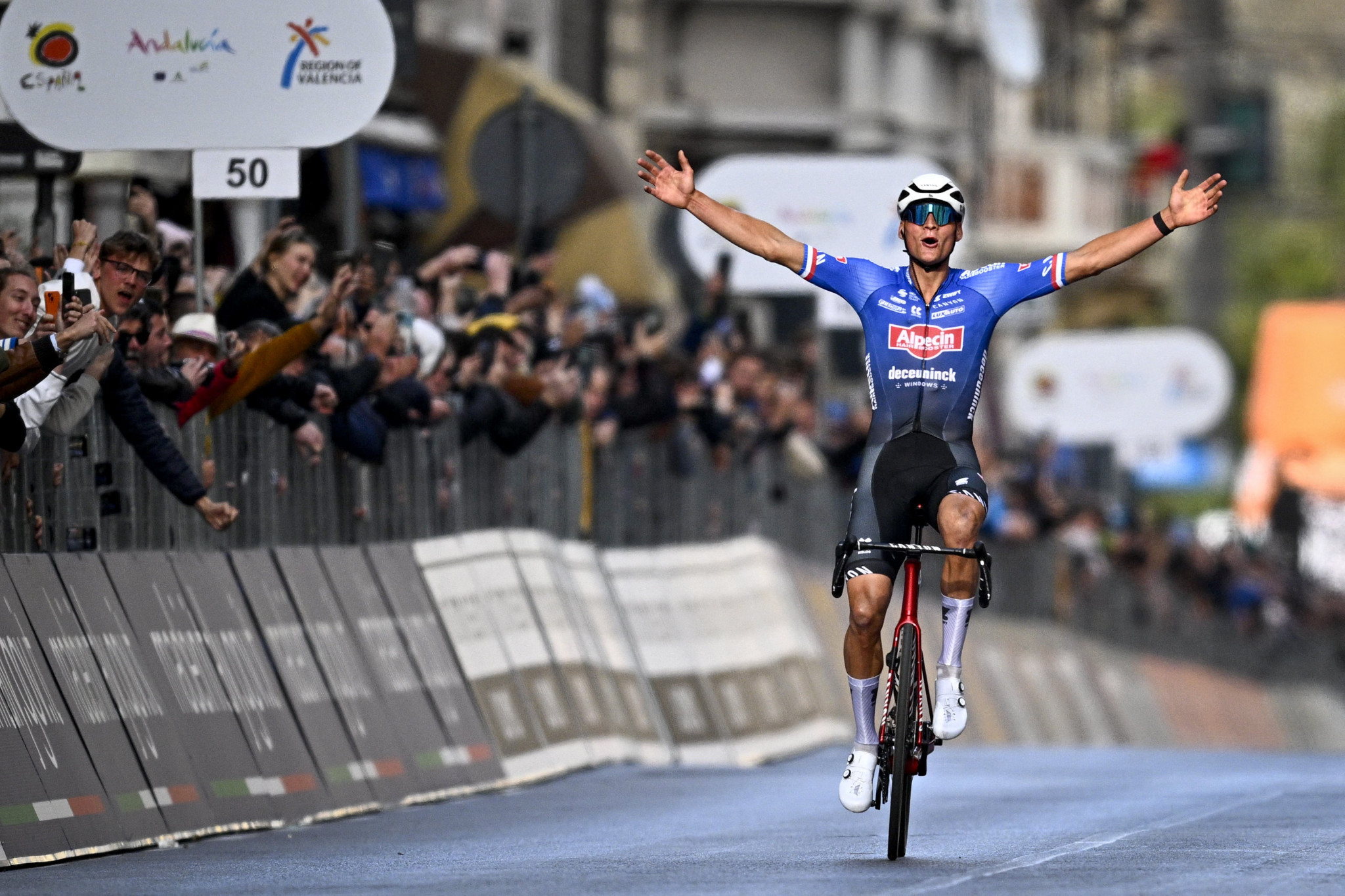 The Netherlands’ Mathieu Van der Poel won today's Milan-Sanremo race to emulate his grandfather, Raymond Poulidor, the 1961 winner ©Getty Images