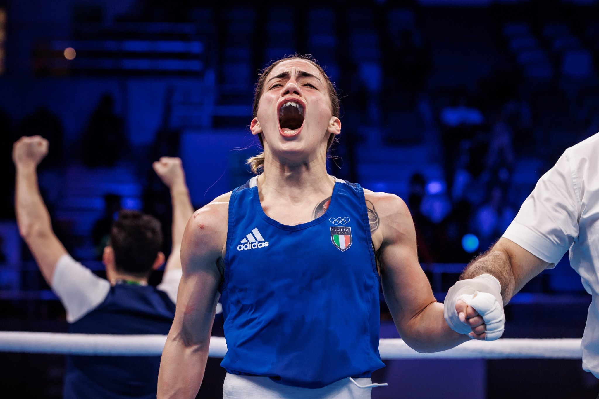 Italy's Giordana Sorrentino roars with delight after beating Russian Ekaterina Paltseva ©IBA