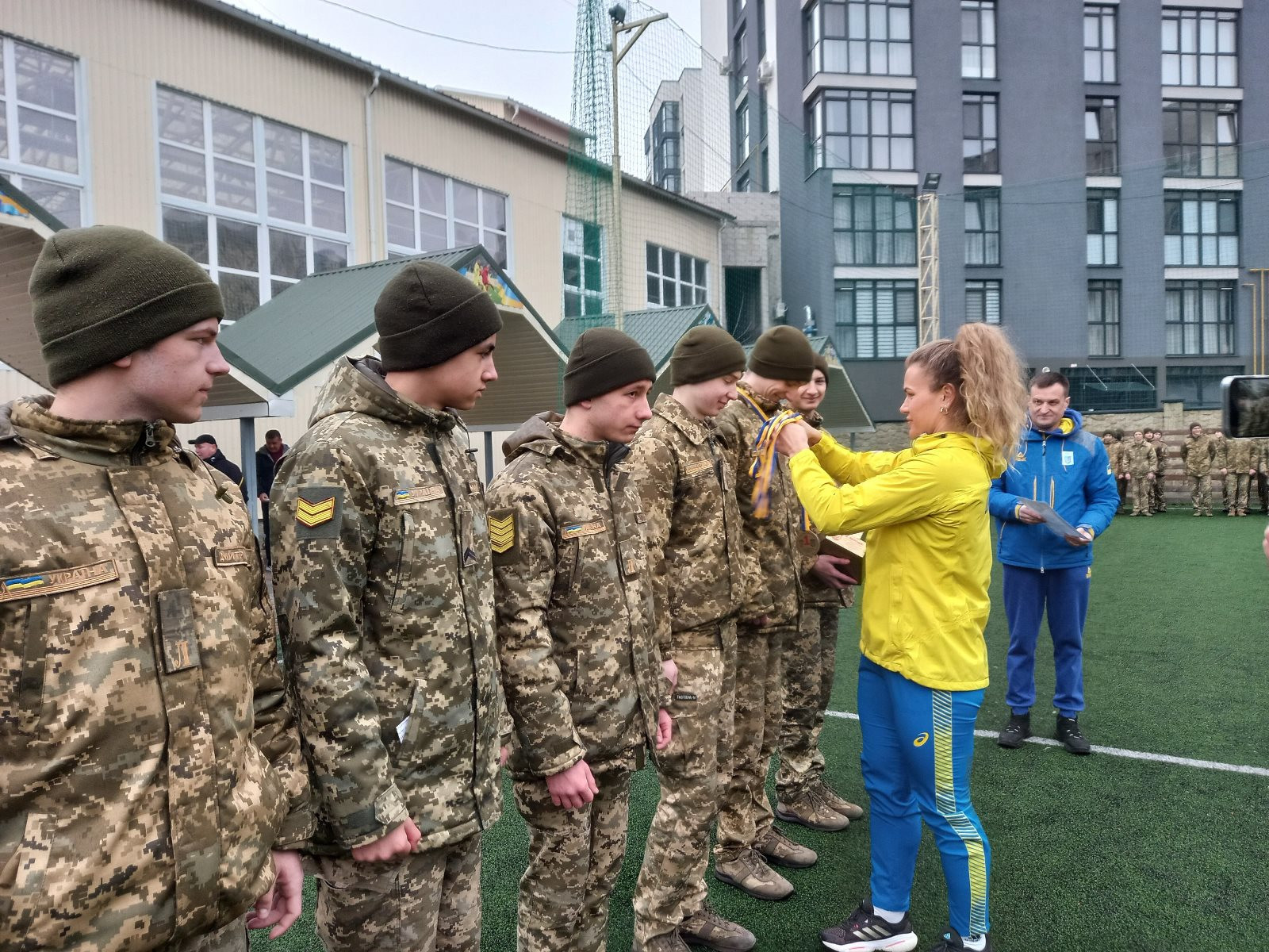 NOCU holds educational event and honours troops with Olympian Klymets