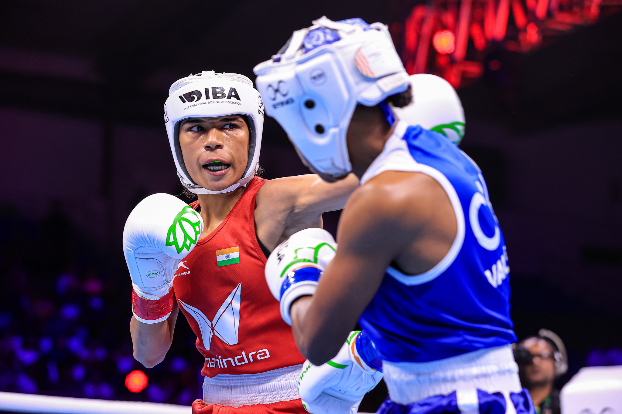 India's Nikhat Zareen saw off Ingrit Valencia of Colombia to make the light flyweight final ©IBA