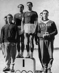 Pavel Kharin, winner of an Olympic gold medal at Melbourne 1956 in the C-10000m, competing for the Soviet Union has died at the age of 96 ©Russian Kayaking and Canoeing Federation 