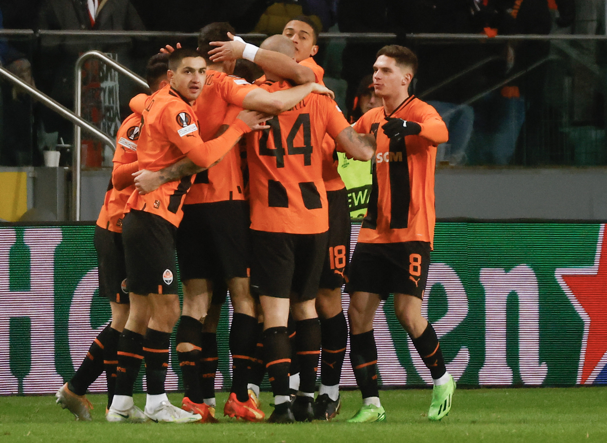 Ukrainian football club Shakhtar Donetsk claims that FIFA's emergency transfer rules violate EU competition law ©Getty Images
