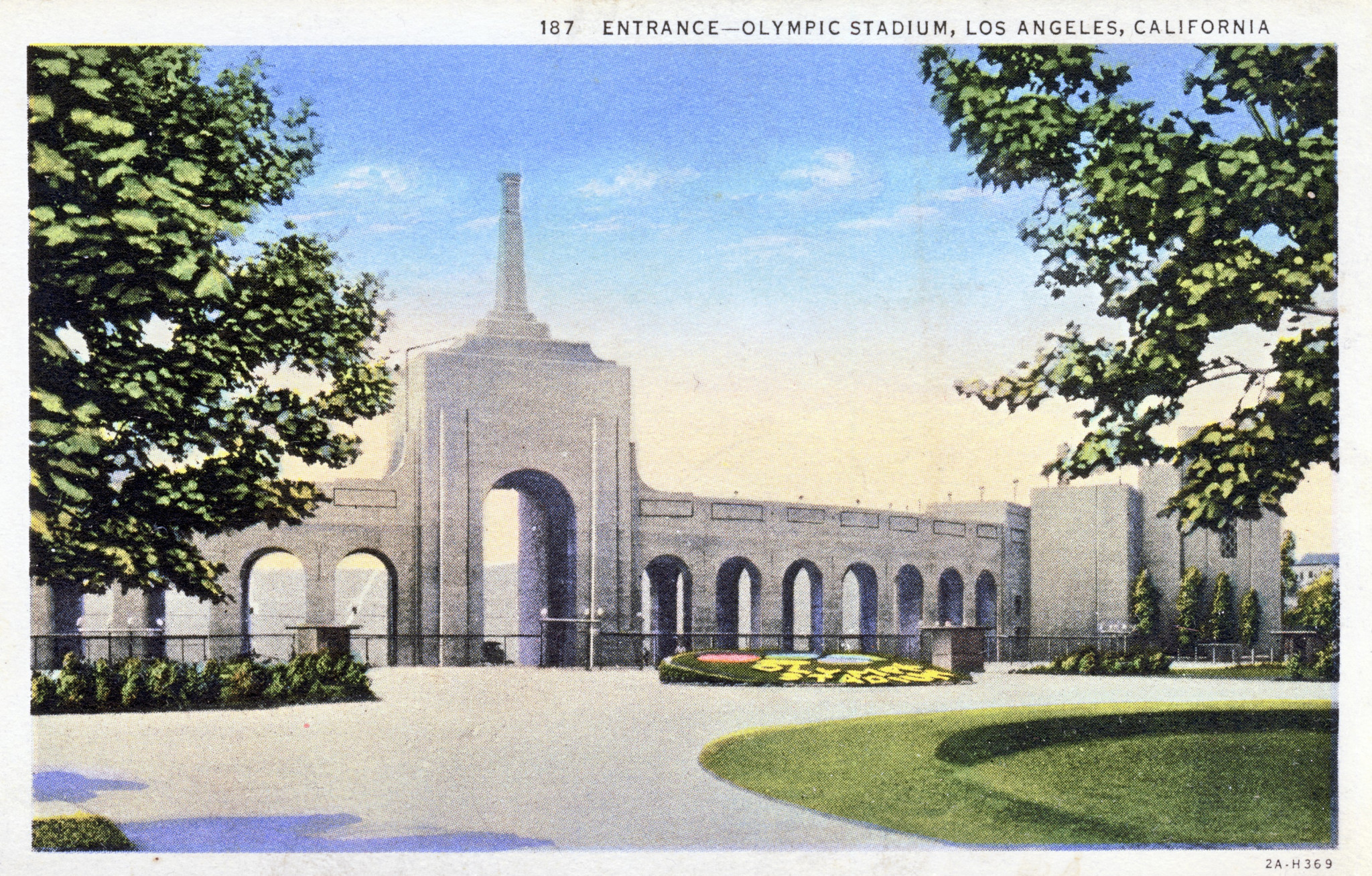 The Memorial Coliseum was completed shortly after the IOC selected Los Angeles as host city for the 1932 Olympics ©ITG