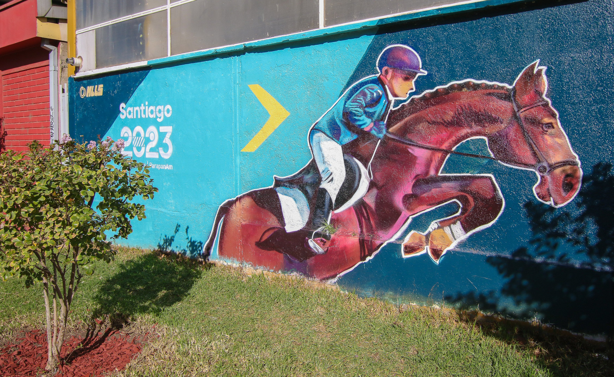 The Santiago 2023 mural honours former Pan American champion Alberto Larraguibel ©Santiago 2023