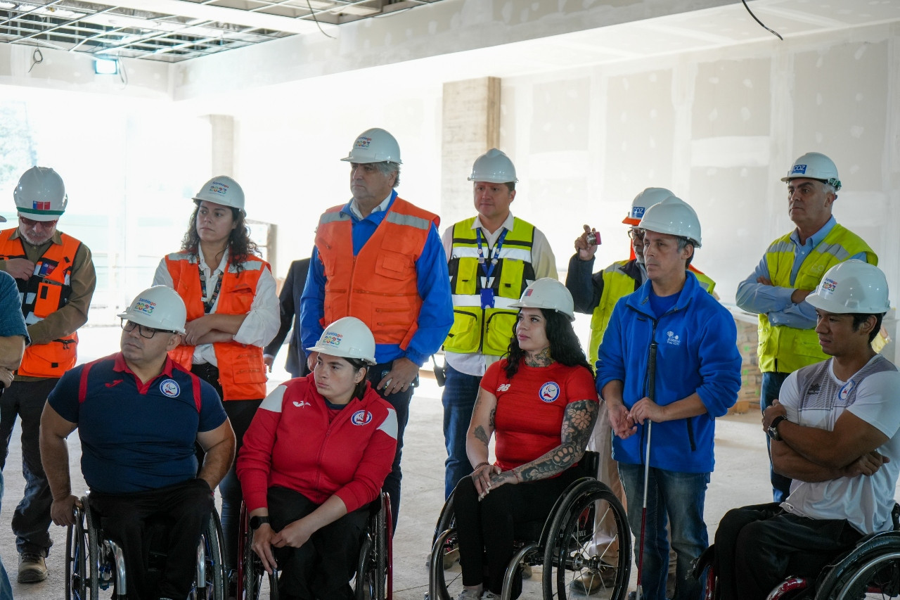Para athletes and officials including the Chilean Sports Minister heard how the landmark Paralympic venue at the Santiago 2023 Parapan American Games was more than half finished ©Santiago 2023