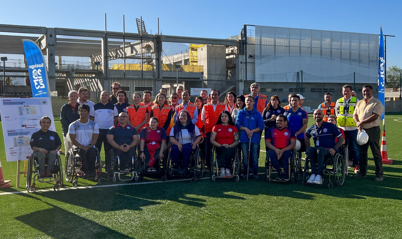 A party including Paralympic athletes and the Chilean Sports Minister Jaime Pizarro visited the Para sport Centre that will provide one of the main legacies of the 2023 Pan American and Parapan American Games in Santiago ©Santiago 2023