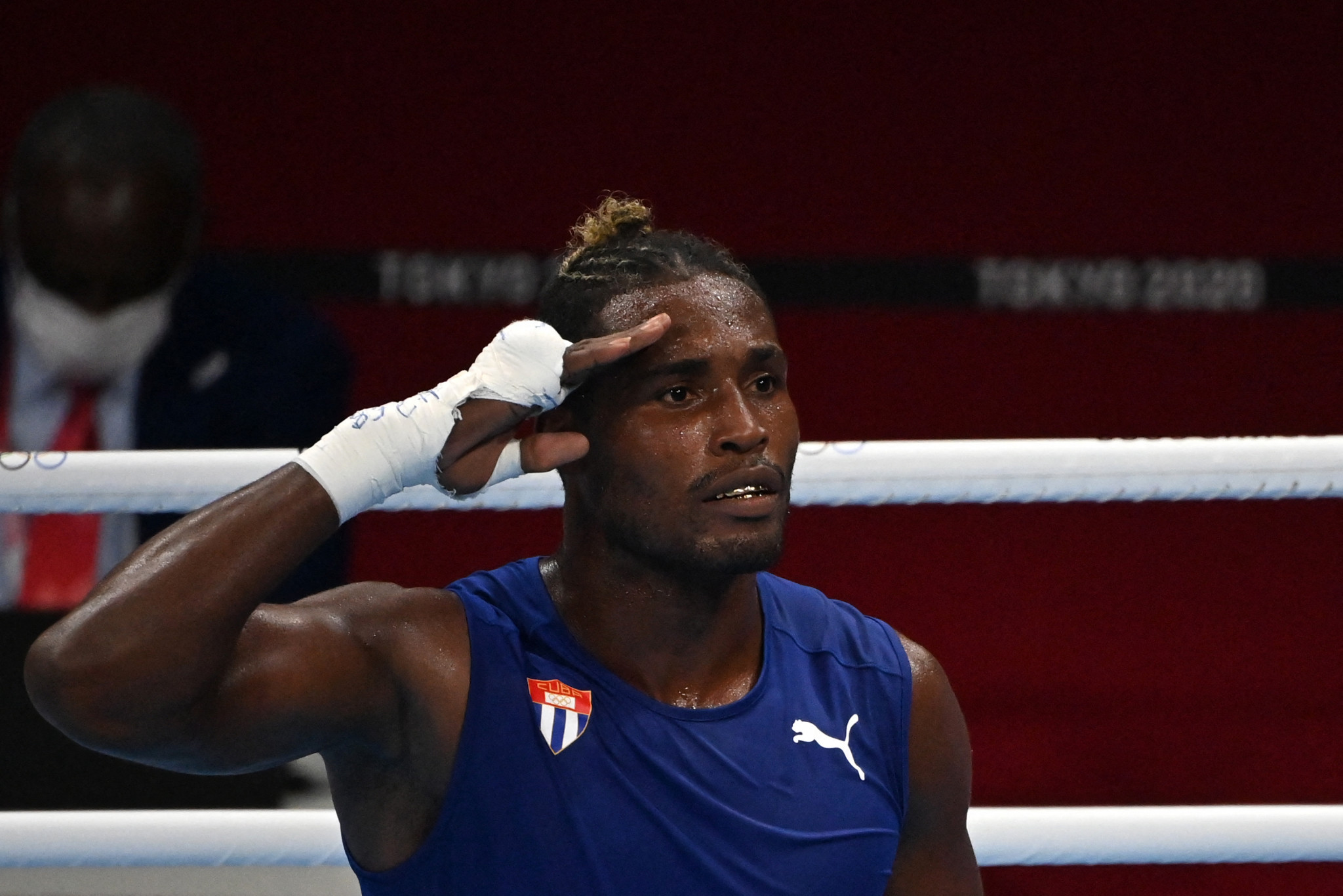 Julio César La Cruz of Cuba is among the seven defending champions set to take part at the IBA Men's World Boxing Championships ©Getty Images