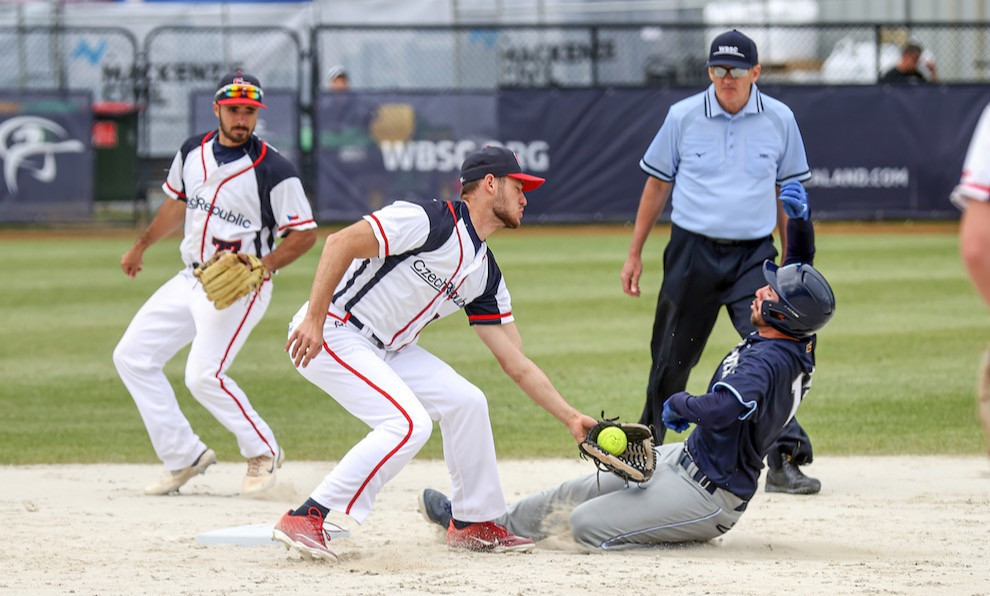 The inaugural Under-23 Men's Softball World Cup starts in Argentina tomorrow, with the hosts being favourites ©WBSC