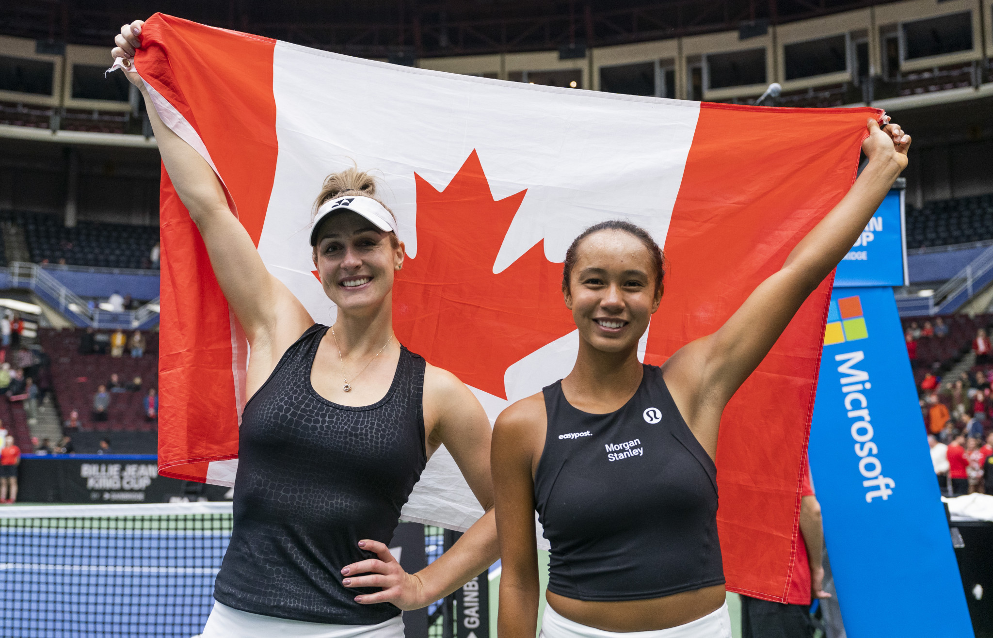 Gabriela Dabrowski, left and Leylah Fernandez celebrate after winning the decisive doubles encounter for Canada ©Getty Images