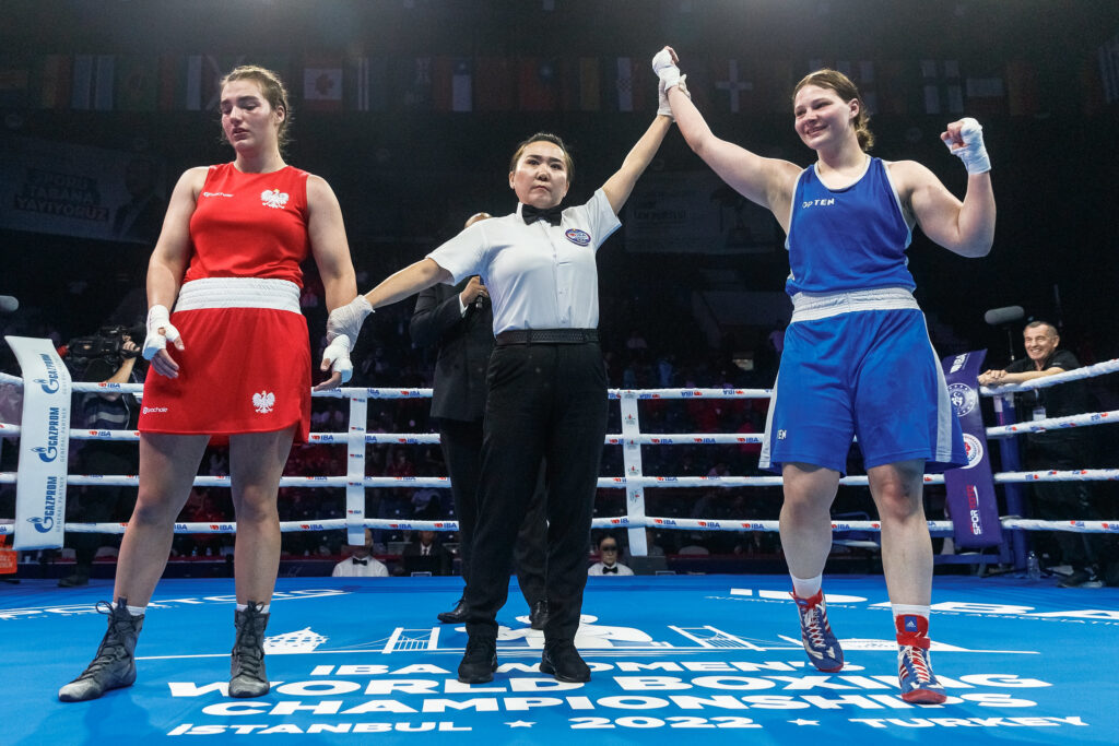 Lithuania's decision to boycott last month's IBA Women's World Championships in New Delhi meant Lithuania's Gabrielė Stonkutė, right, was unable to defend the light heavyweight title she won last year ©LBF