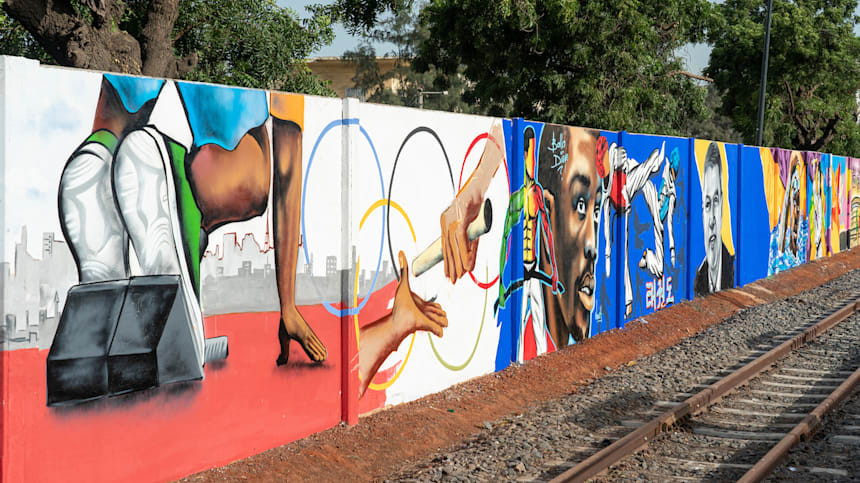 A 300-metre-long artwork in Dakar in celebration of the 2026 Summer Youth Olympic Games is attracting a lot of interest ©IOC