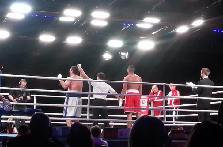 Joe Joyce suffered his first defeat of the WSB but the super heavyweight fight enthralled the crowd