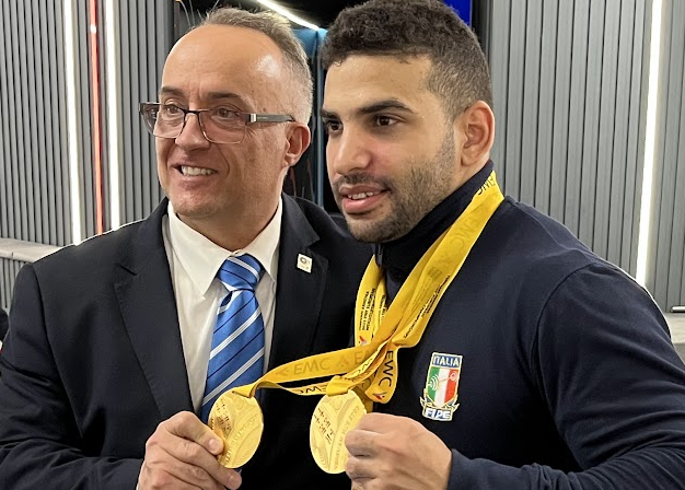 Oscar Reyes, right, claimed a fifth medal of the Championships for Italy ©Brian Oliver