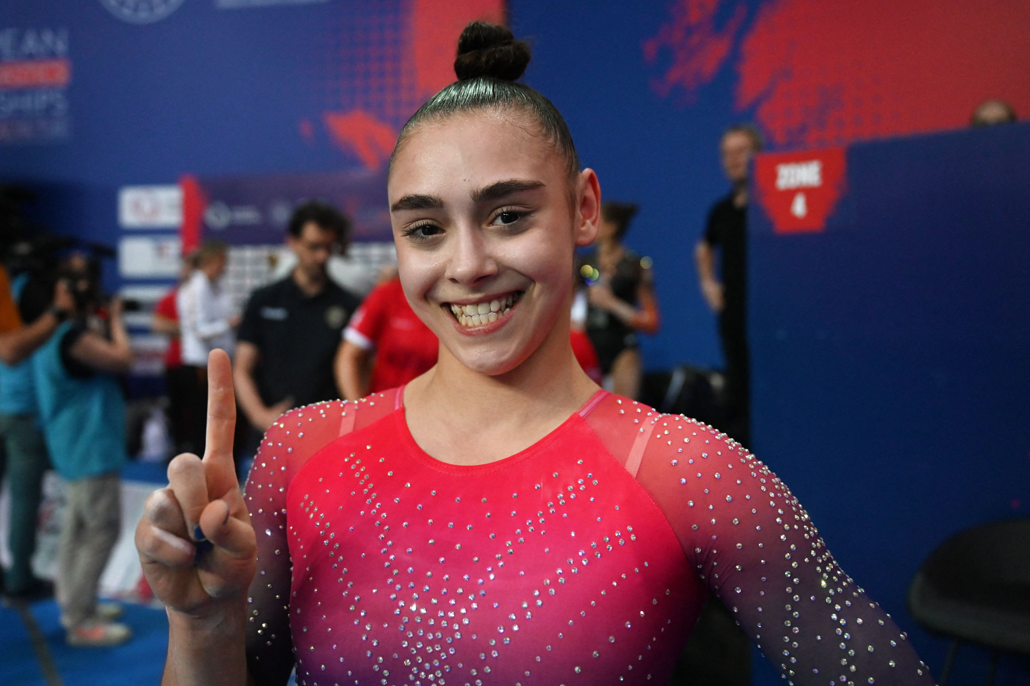Jessica Gadirova believes Russia not competing in team events will open the door for other nations to win gold ©Getty Images