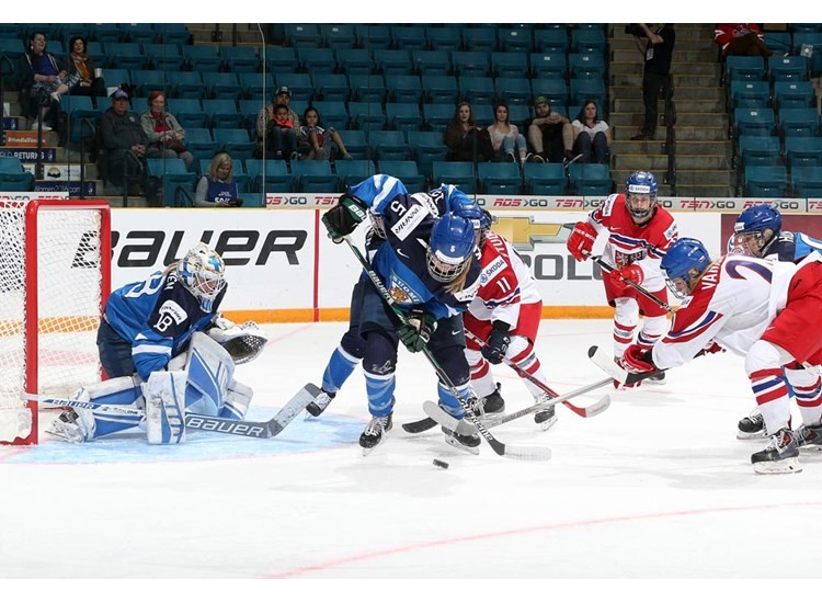 Finland thrashed the Czech Republic to secure a semi-final berth ©IIHF