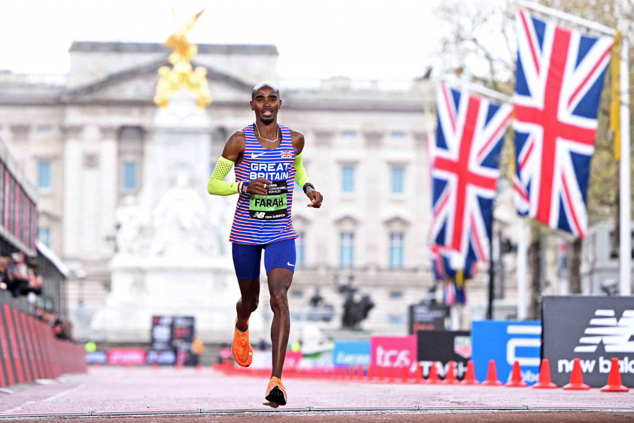 Britain's four-time Olympic gold medallist Sir Mo Farah finished ninth in what could be his last marathon ©Getty Images