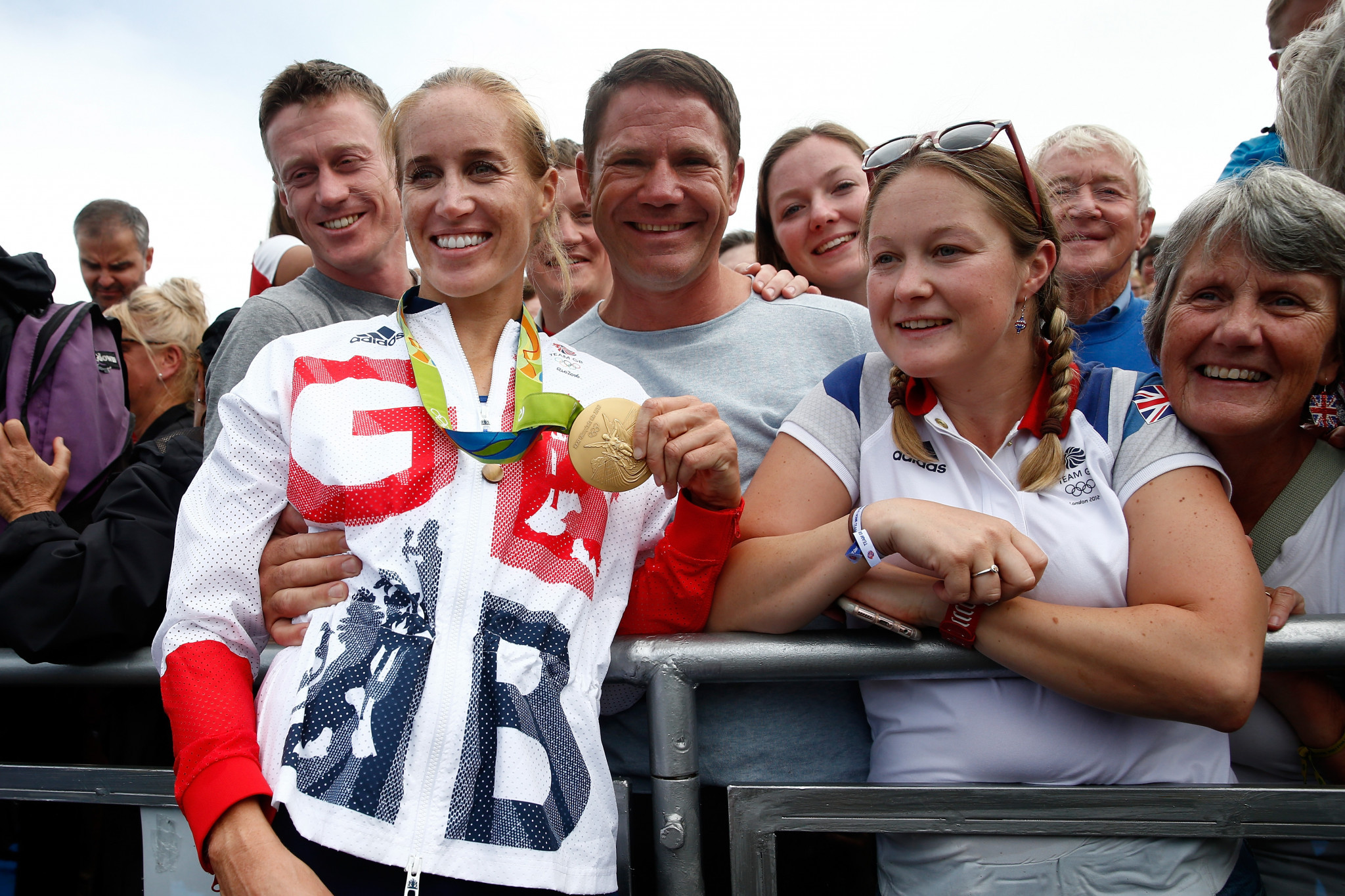 Helen Glover was the first mother to row for Britain at the Olympics at Tokyo 2020 after returning to the sport following three children with her husband, Steve Backshall, centre, a British explorer and television personality ©Getty Images