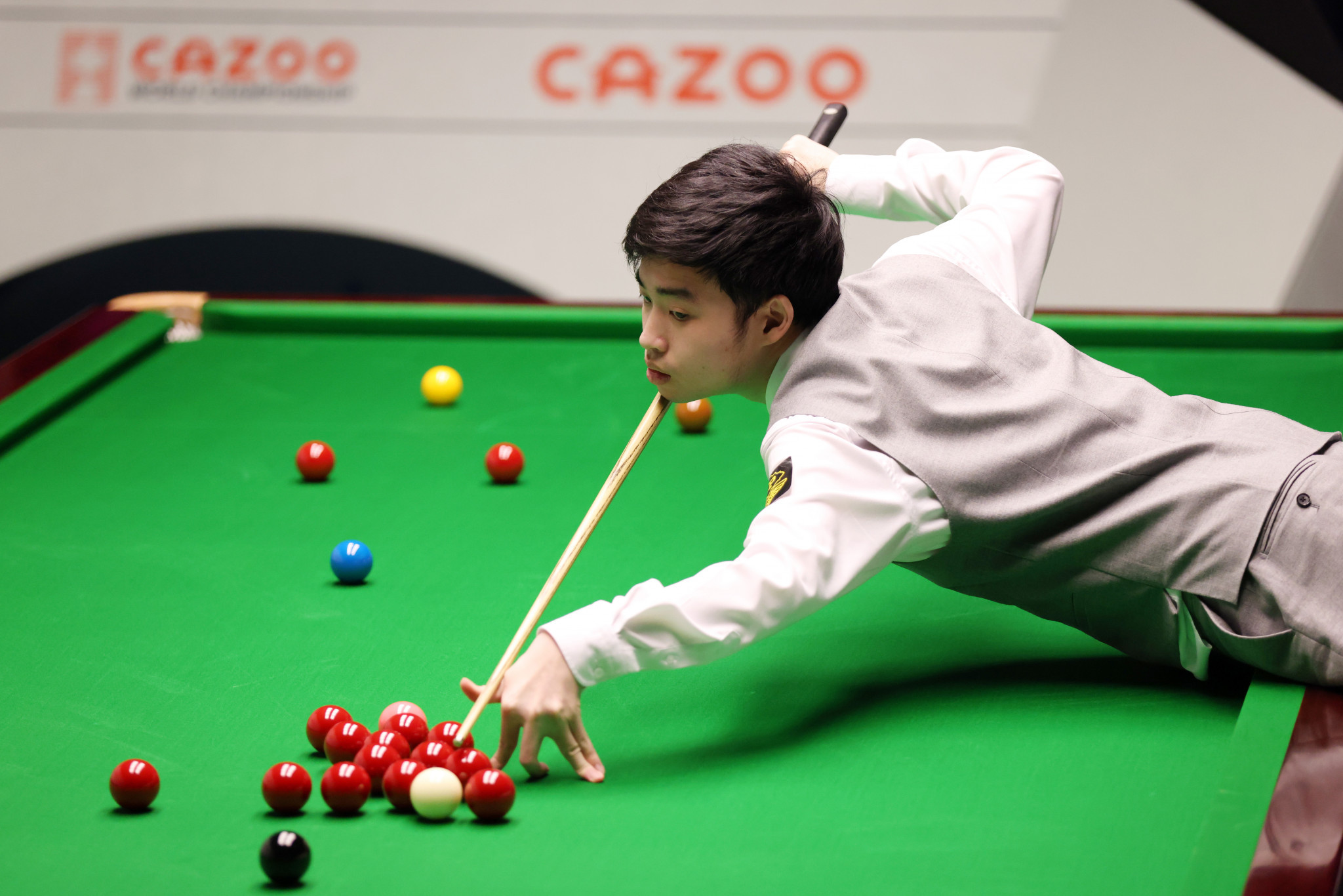 China's Si Jiahui became the youngest World Championship semi-finalist for 27 years after defeating Anthony McGill in a deciding frame at the Crucible Theatre ©Getty Images