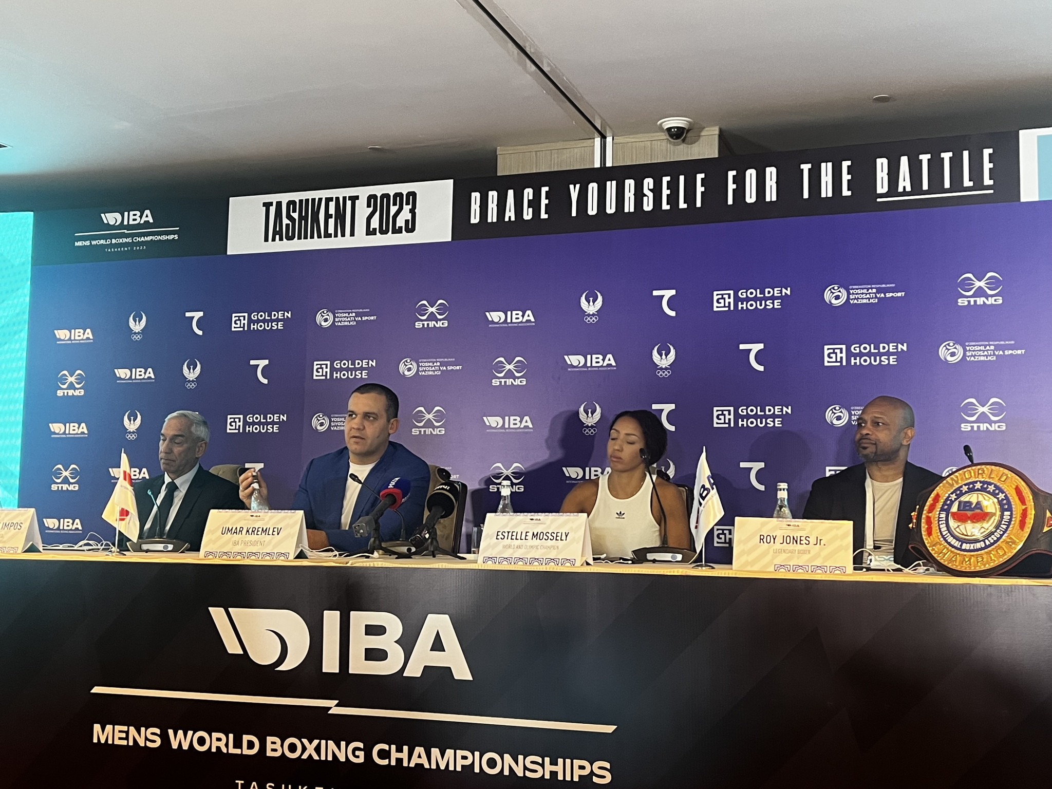 IBA Men's World Boxing Championships: Day one of competition