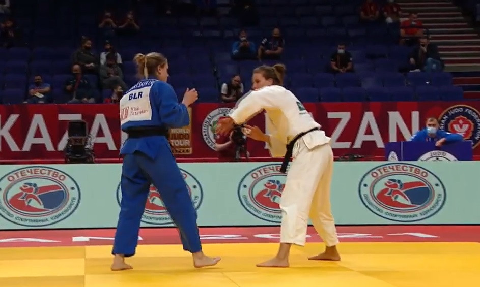 Darya Kantsavaya, left, will hope to make the most of her opportunity to secure Paris 2024 qualification points following the readmission of Belarusians as neutrals ©IJF/YouTube