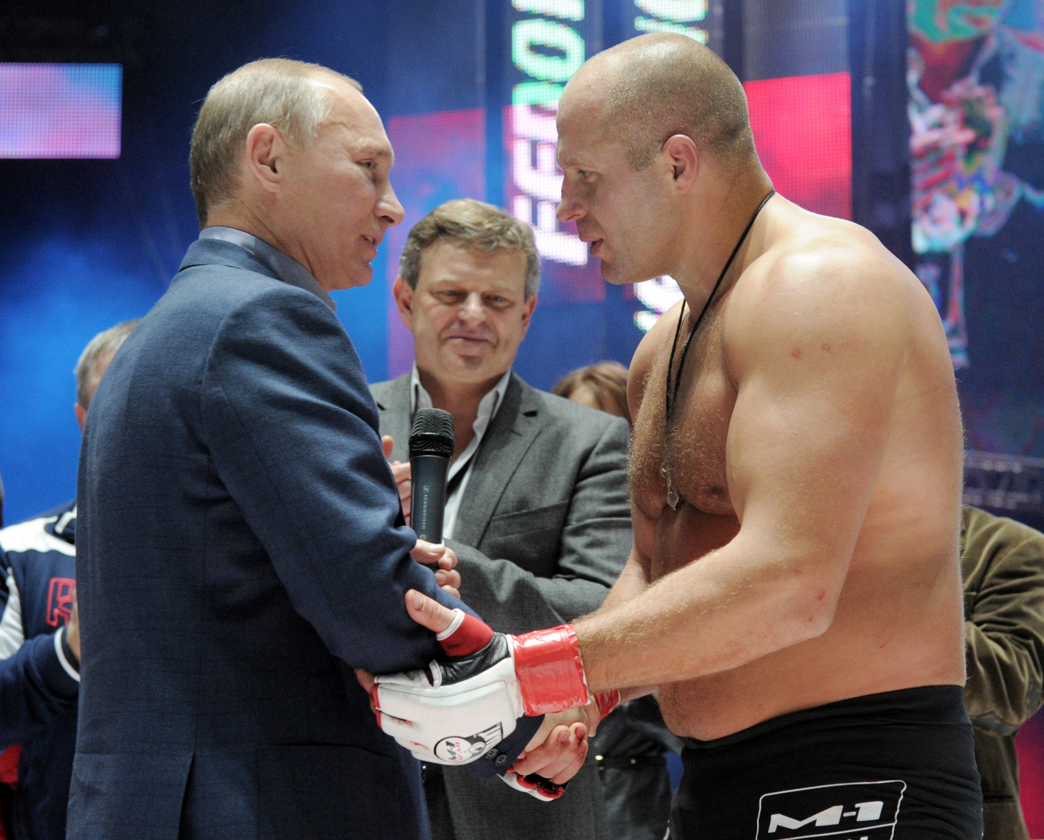 Fedor Emelianenko, right, was a former MMA athlete himself winning 40 of 47 professional bouts ©Getty Images
