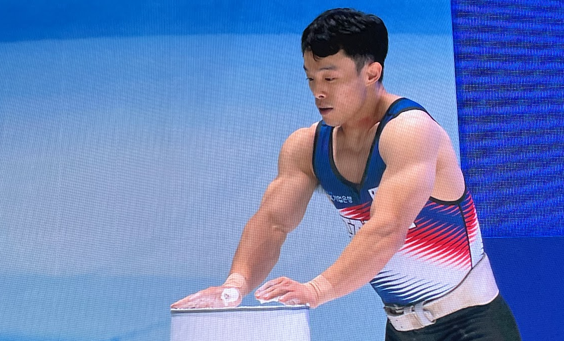 Sangyeon Lee failed to provide South Korea with a home victory as he dropped the bar on his decisive attempt to leave China's He Yueji as the gold medallist ©AWF
