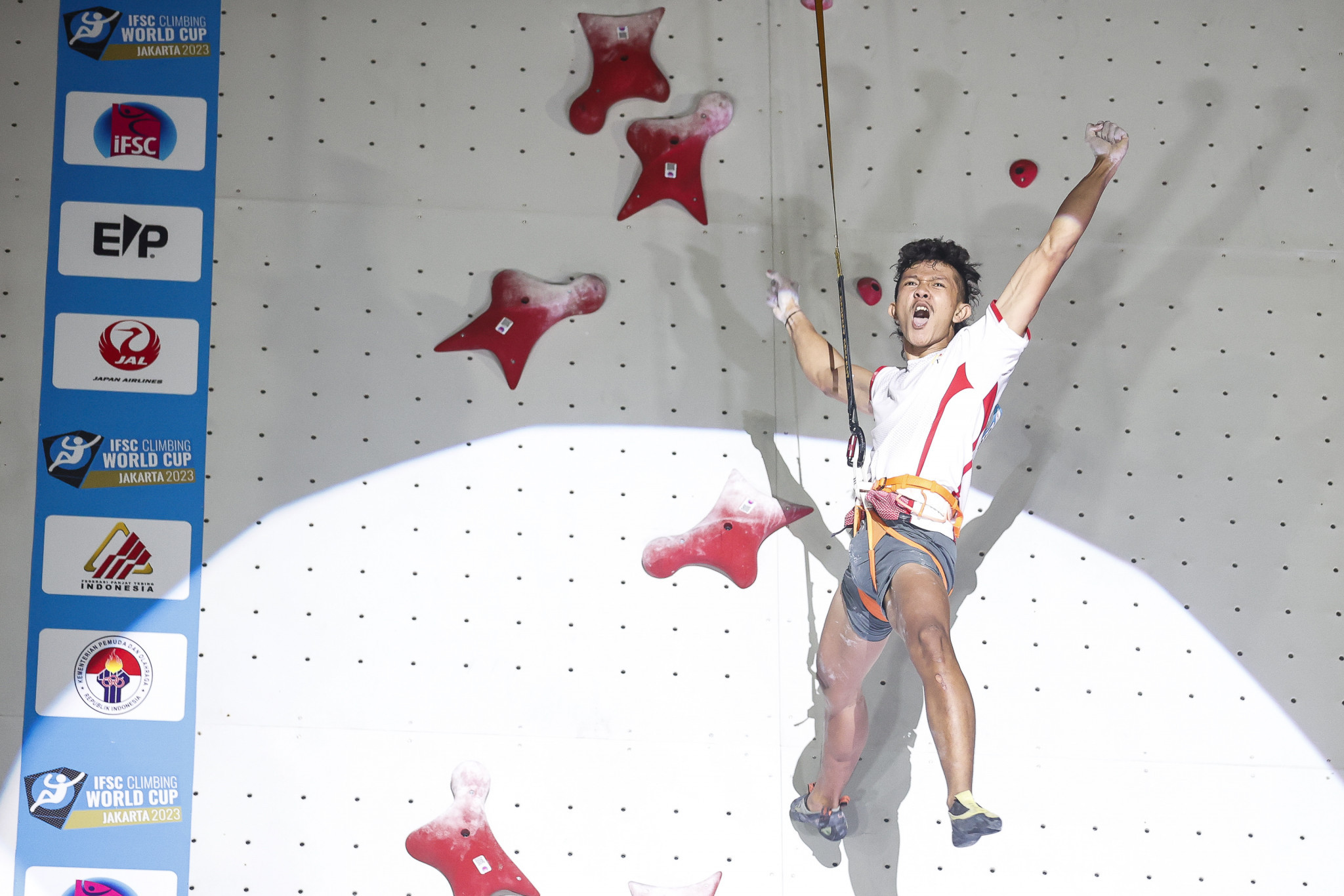 Nursamsa delights Indonesian crowd with first IFSC World Cup gold medal in Jakarta