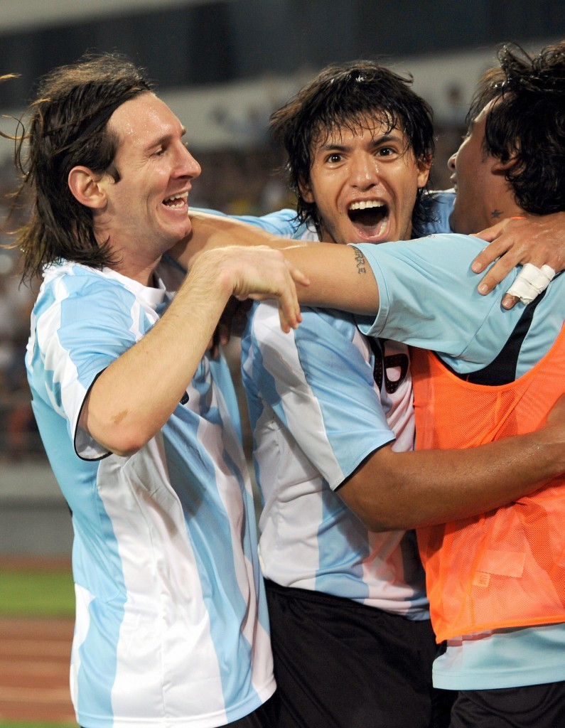 A Sergio Aguero (centre) and Lionel Messi (left) inspired Argentina beat Brazil at Beijing 2008 ©Getty Images