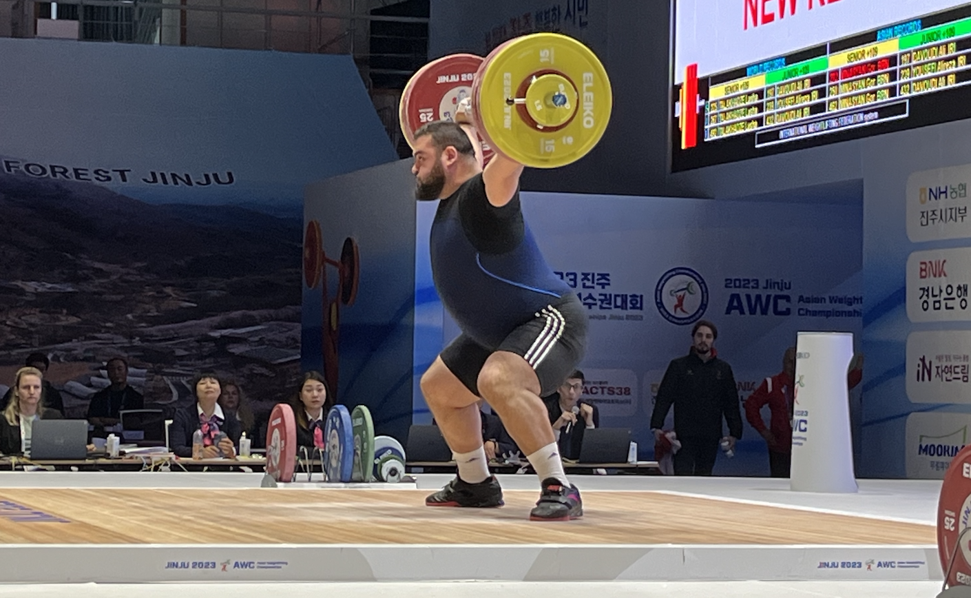 Gor Minasyan claimed the super-heavyweight title and two more continental records at the Asian Weightlifting Championships ©Brian Oliver
