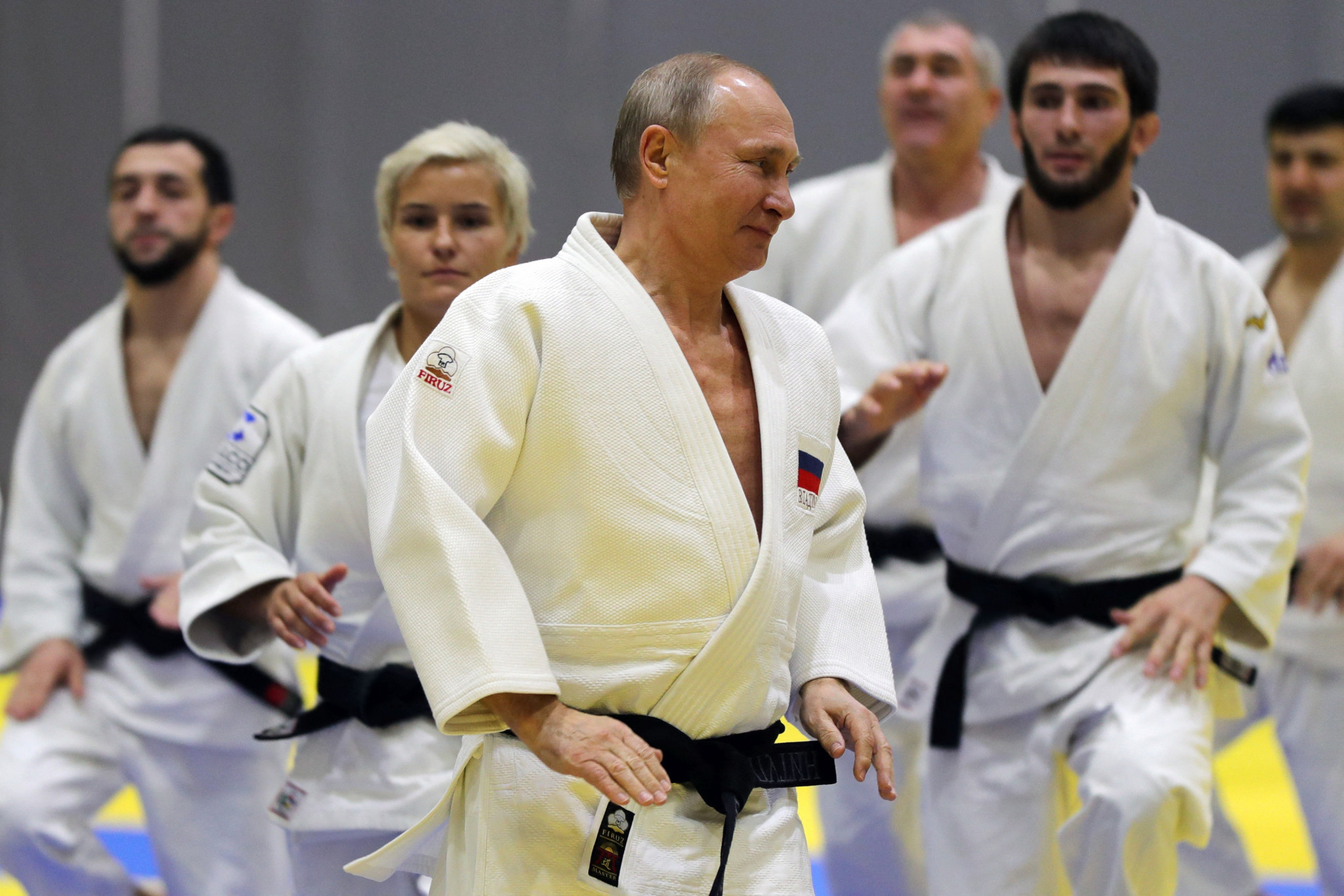 Russian President Vladimir Putin praised Arman Adamian for his success in the men's under-100kg division ©Getty Images