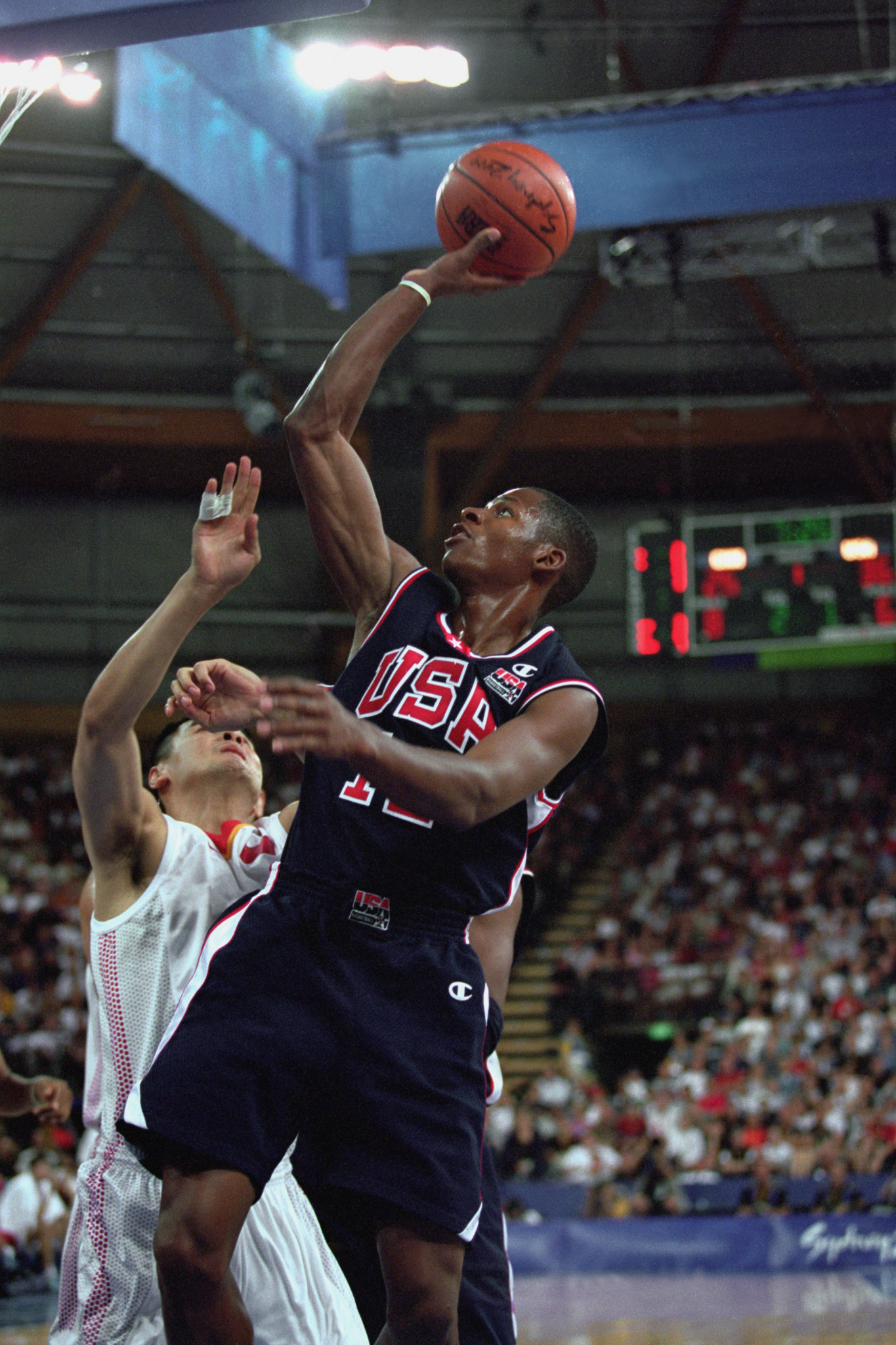 Sydney 2000 Olympic gold medallist Ray Allen has warned America's Olympic dominance in basketball could end at LA28 ©Getty Images