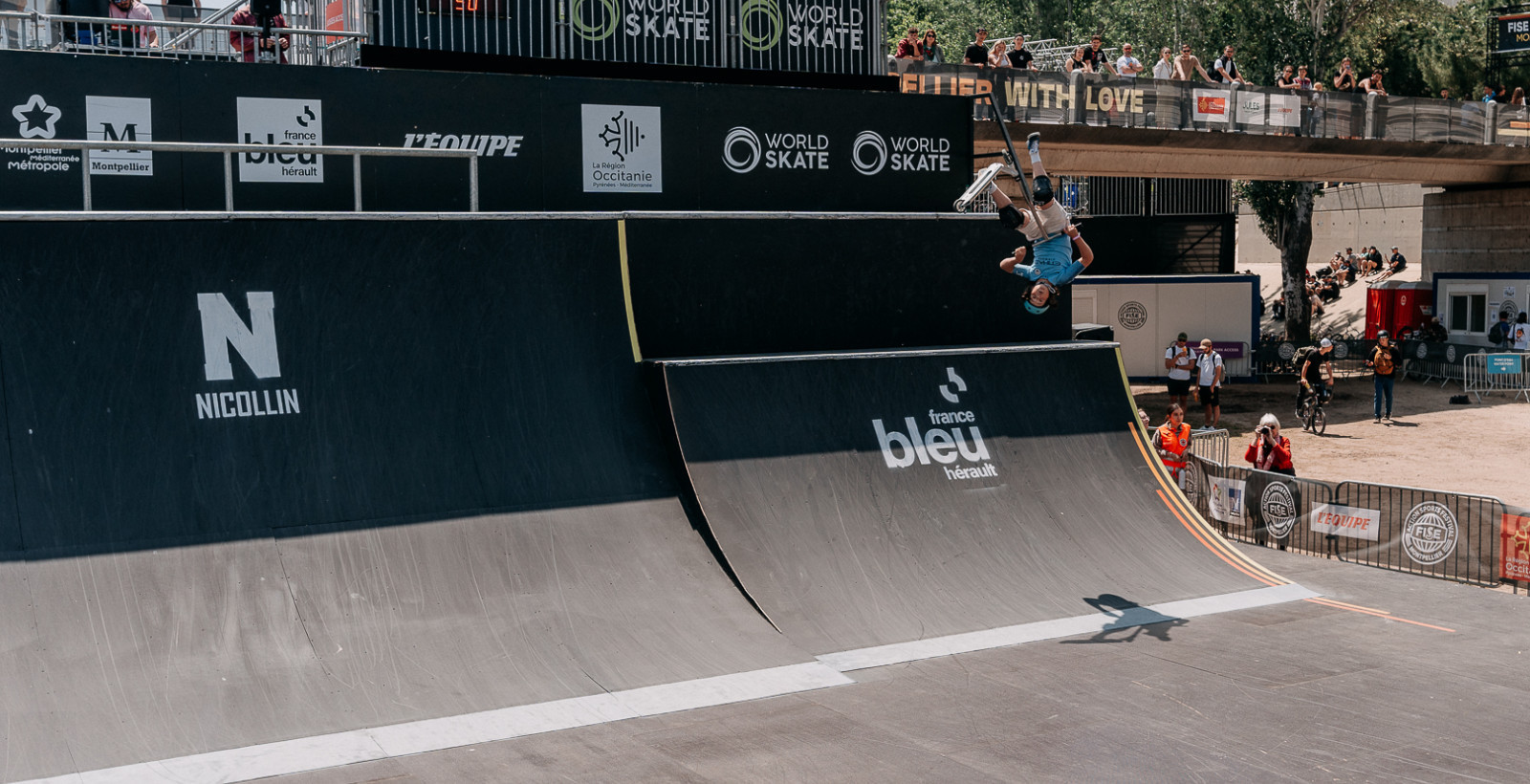 The first day of FISE Montpellier saw the métropole finals take place on the banks of the River Lez ©FISE