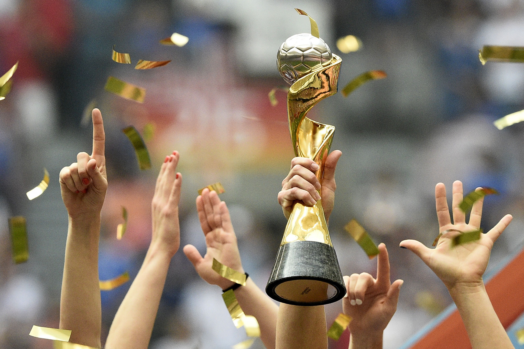 Hopefuls sign binding agreements for bid process of 2027 FIFA Women's World Cup 