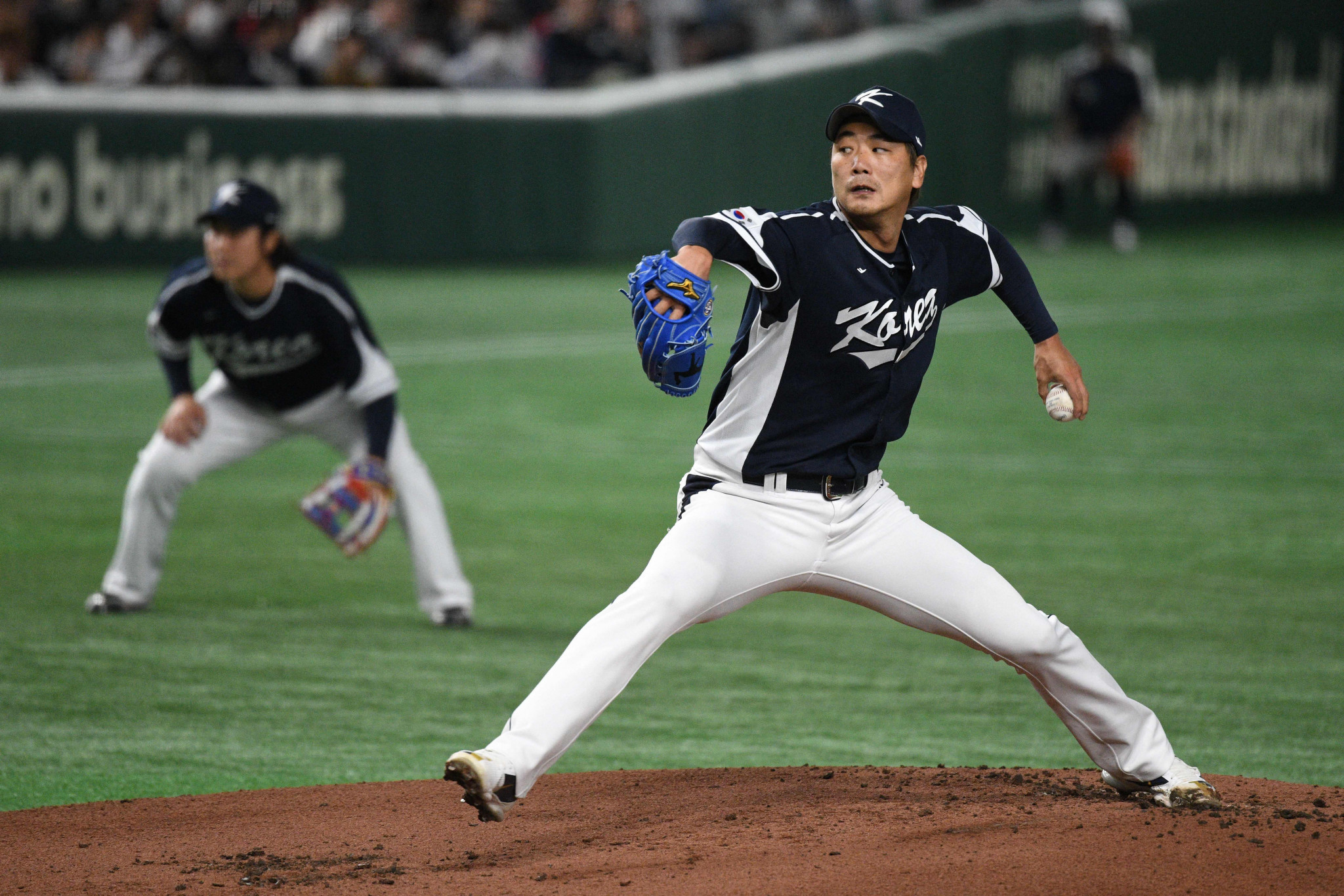 Kim Kwang-hyun pitches against Japan at the World Baseball Classic in March ©Getty Images