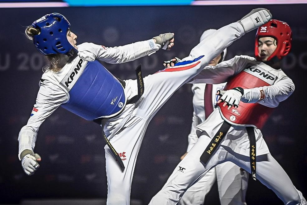 Stojković defends title and Park triumphs aged 18 at World Taekwondo Championships