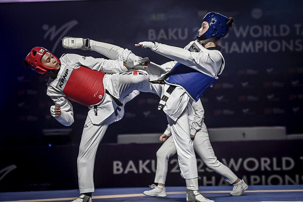 Khuzina, right, required three rounds to beat Britain's Aaliyah Powell, left, in her semi-final ©World Taekwondo